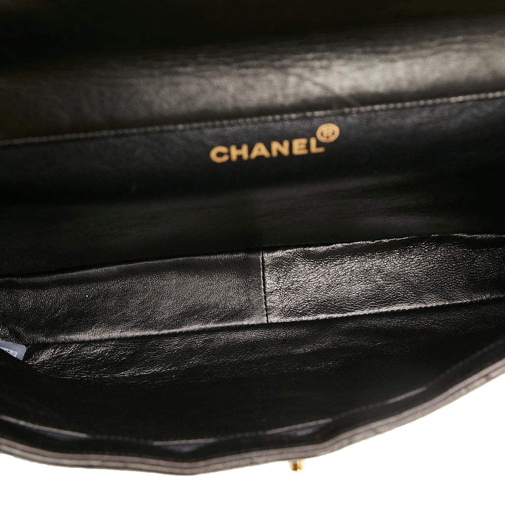 
            
                Load image into Gallery viewer, Chanel Jumbo Lambskin Double Sided Flap Black
            
        
