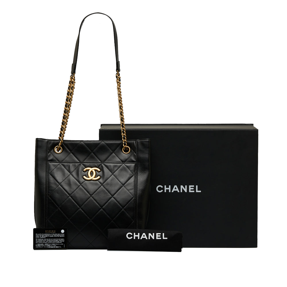 Chanel CC Front Pocket Calfskin Shopping Tote Black