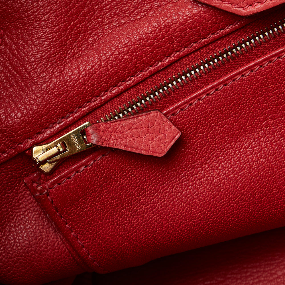 
            
                Load image into Gallery viewer, Hermès 2010 Clemence Birkin 35 Red
            
        