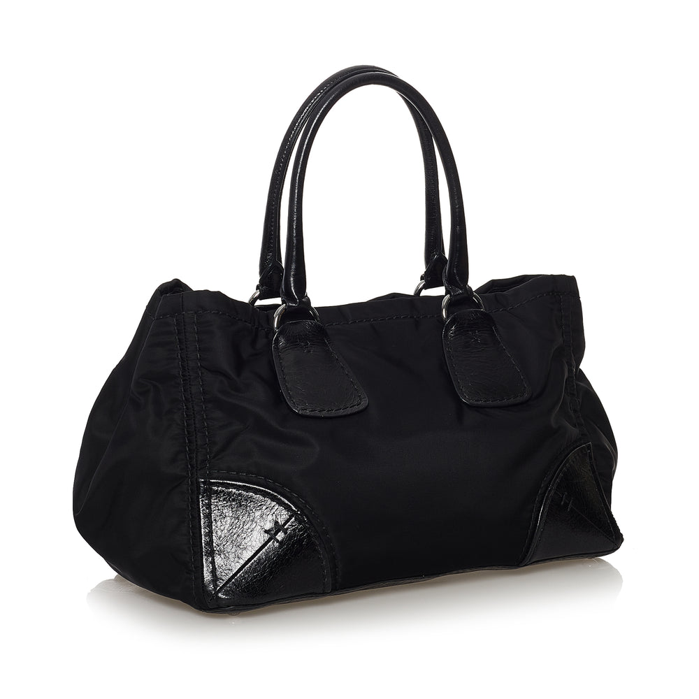 
            
                Load image into Gallery viewer, Prada Tessuto Shoulder Bag Black
            
        